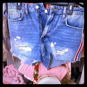 Cute, distressed jean shorts.
